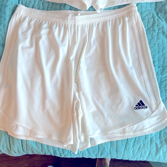 Women’s Adidas athletic shorts - Picture 2 of 7